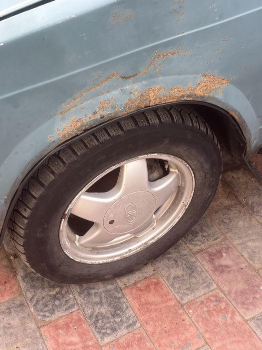 Продам диски R14 без резины