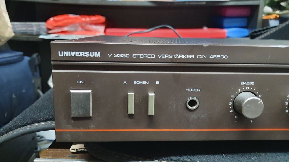 Усилвател Universum V 2330.