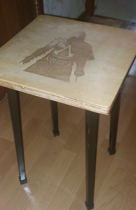 Табуретки  супер прочные