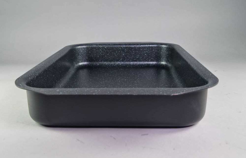 Правоъгална тава с незалепващо покритие