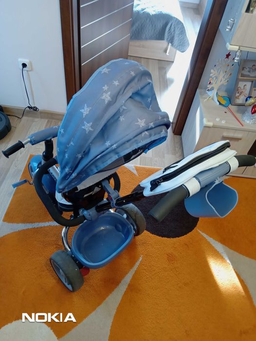 Детска количка, много малко използвана.