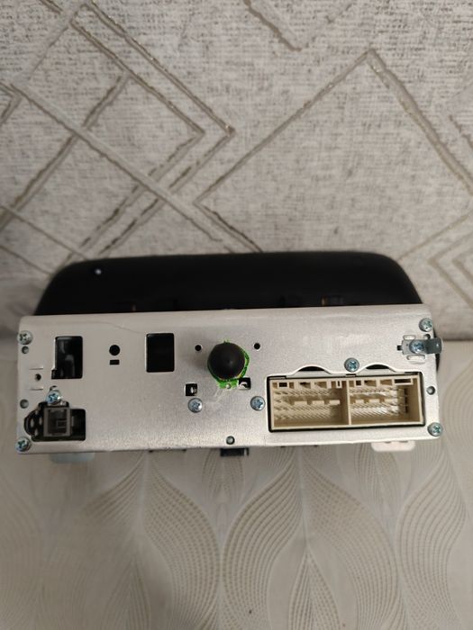 Автомагнитола дисплей