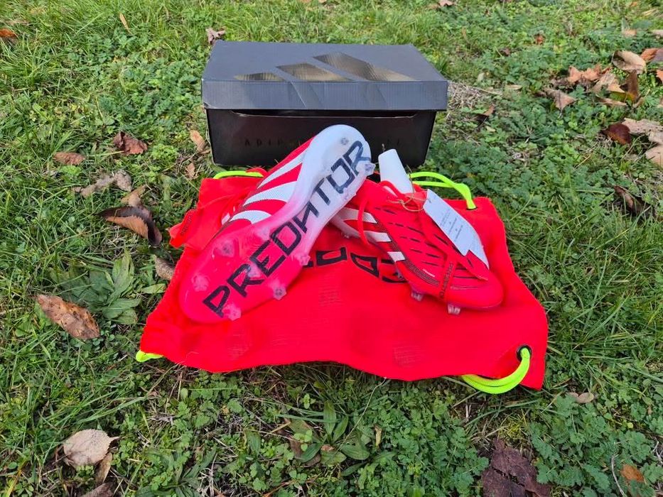 Футболни обувки Adidas Predator