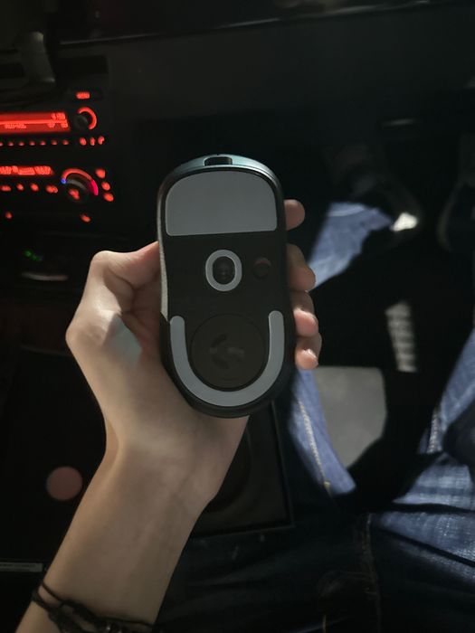 Vând mouse logitech superlight 2