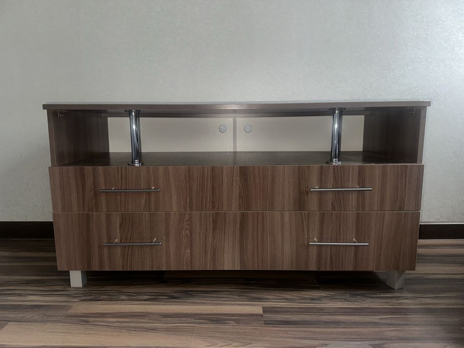 Продам тумбу