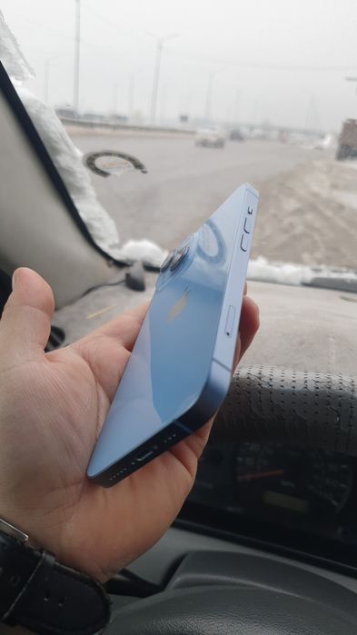 Айфон 14 в хорошем состоянии