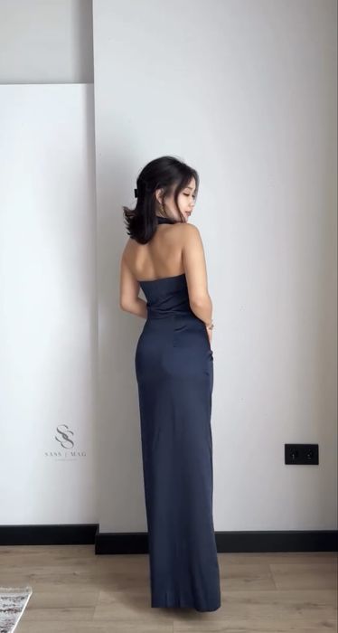 Платье с открытой спиной