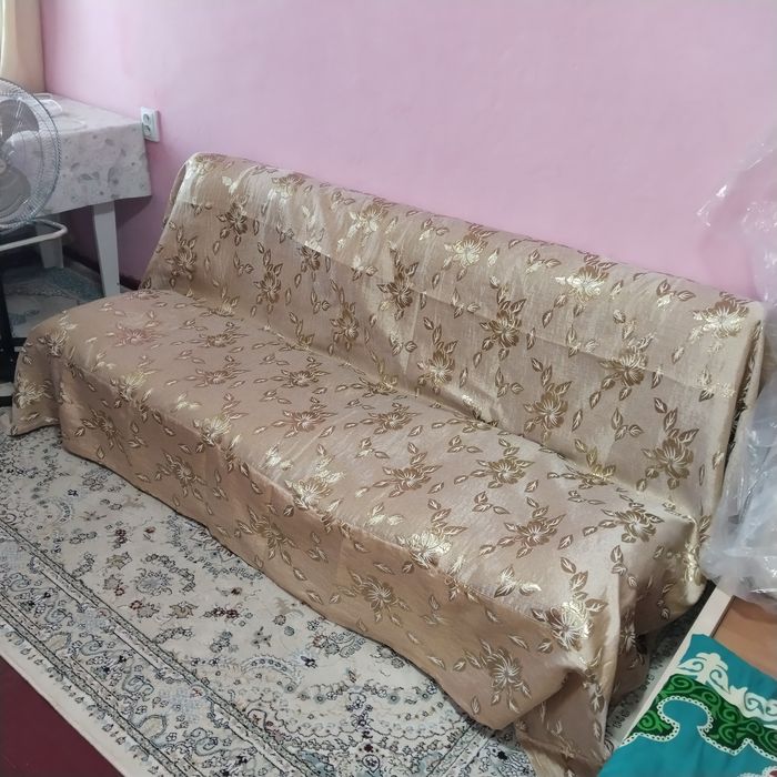 Продам диван новый