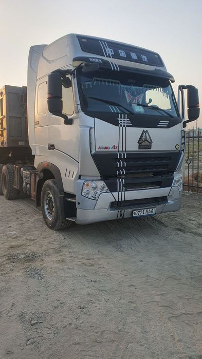 Yuk mashinasi sotiladi.