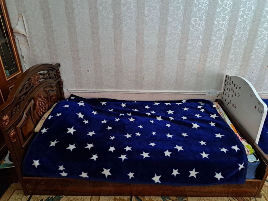 Детская кровать две штуки