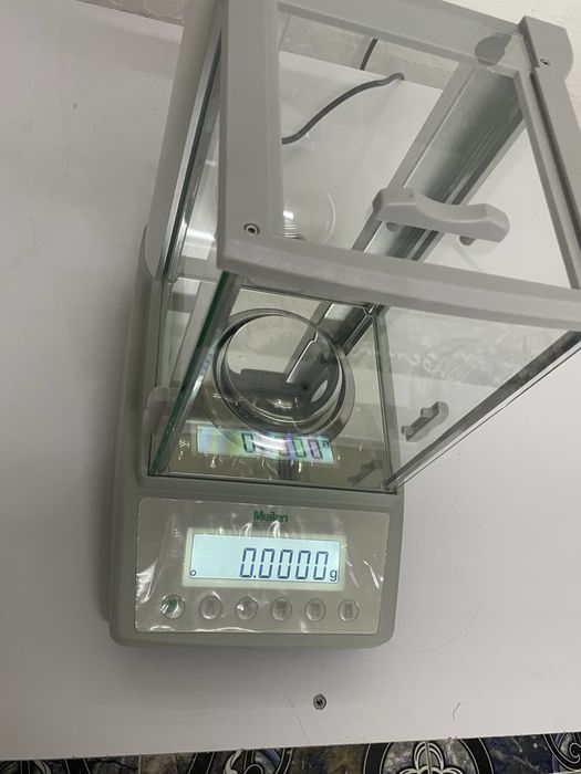 220gr - 0.0001gr Analitik tarozi