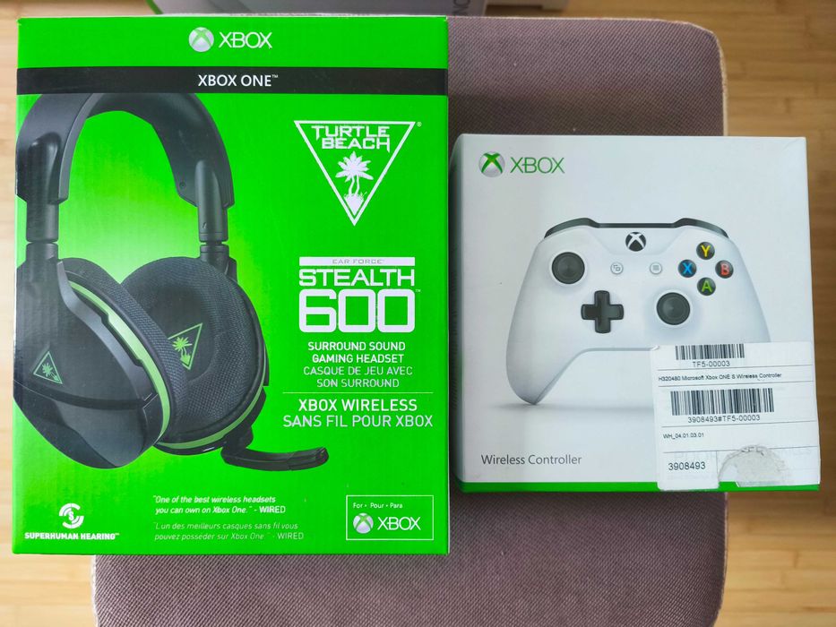 Xbox One S 1TB + Controller + Joc The Crew 2 + Casti