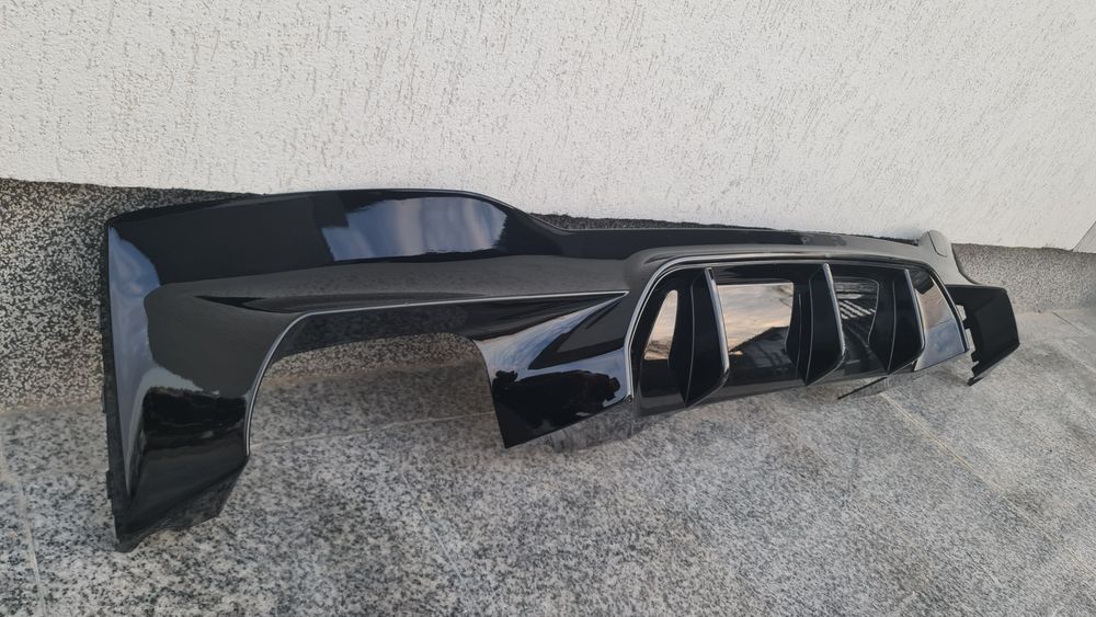 Spoiler difuzor bara spate BMW 5 G30 M5 F90