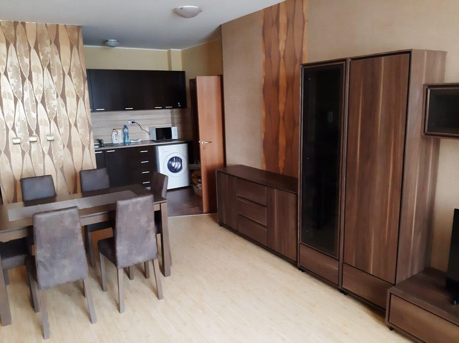 Дава се под наем Двустаен апартамент в Пловдив, Гагарин - 65 кв.м за 408 € - Снимка #1