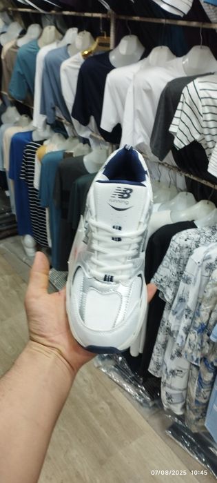Sport krasofka New Balans Yangi kiylmagan  Vetnam 40-45gaca dastafka b
