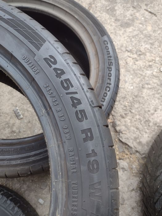 Continental CSC5 2бр.245/45/19 дот0516