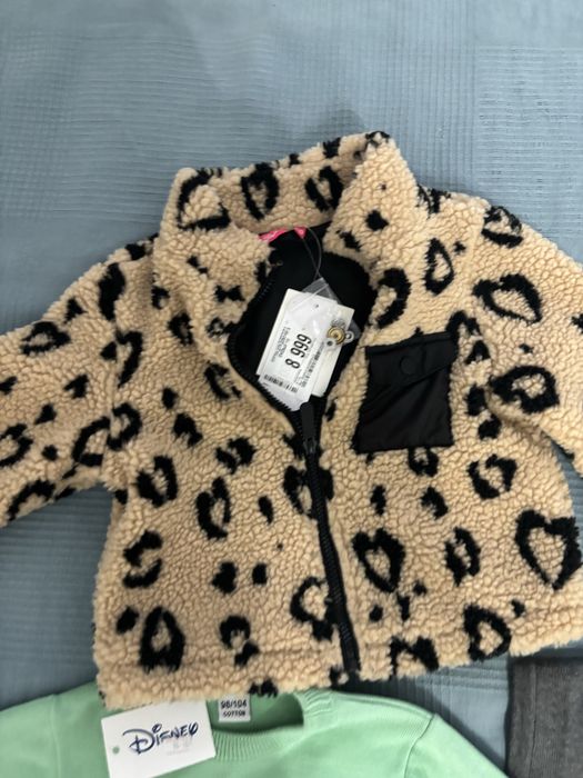 Продам новые детские вещи,