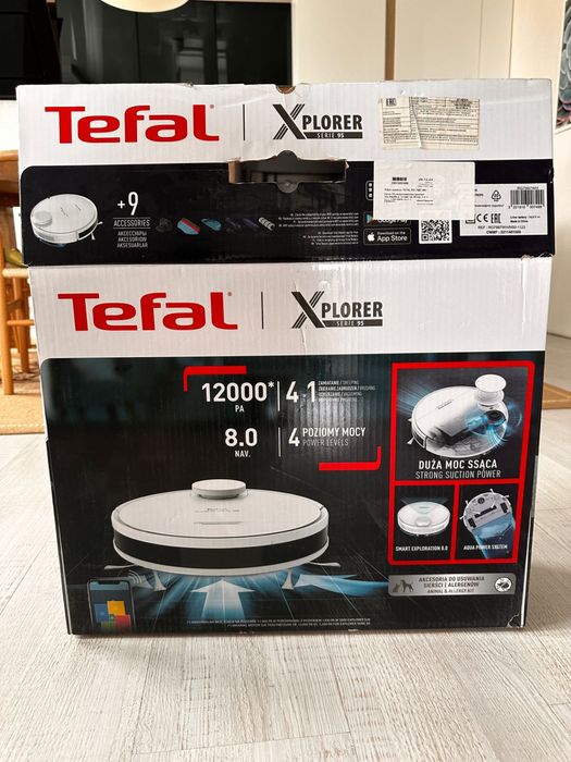 Срочно !Продам новый моющий робот пылесос