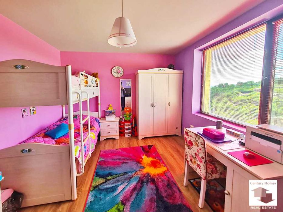 116070 Луксозна къща с 5 спални и панорамна гледка, с. Малки чифлик