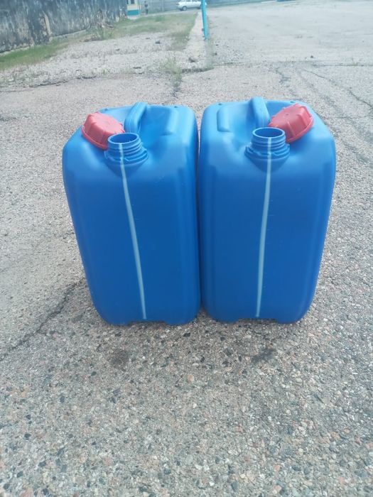 Канистра полиэтиленовая 20л.