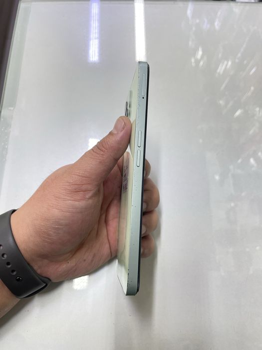 Realme C35 (128GB) в идеальном состояний
