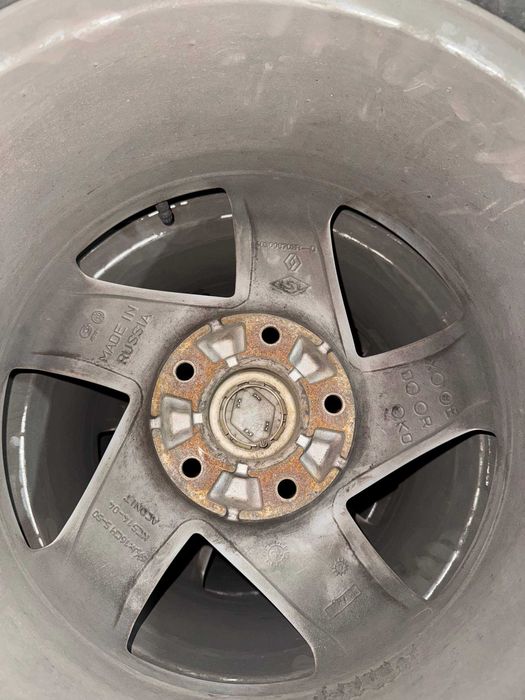 Диск с резиной r16