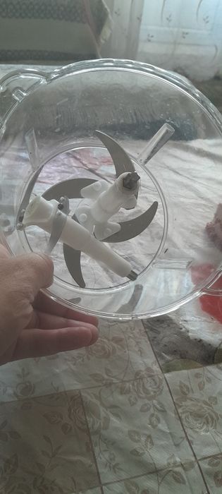 Ручной измельчитель  в отличном состоянии