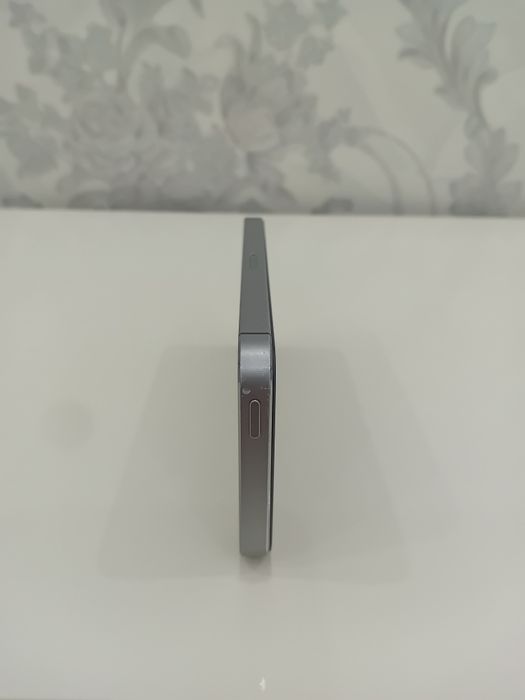 Продам IPhone 5S