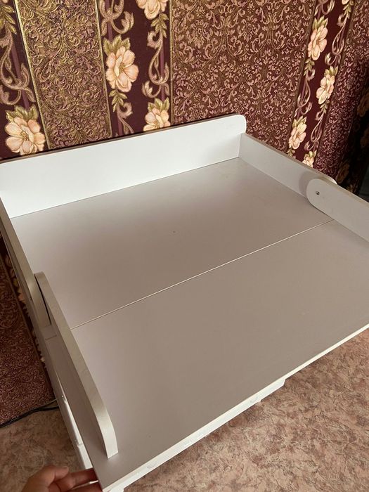 Продам детский кровать и комод