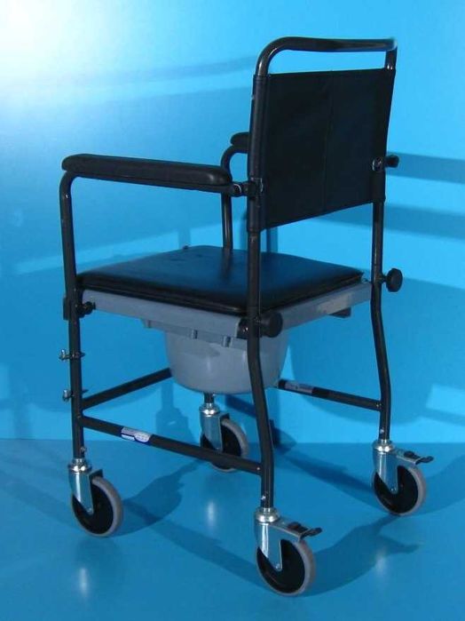 Scaun cu WC (toaleta) Invacare - fara suporti picioare
