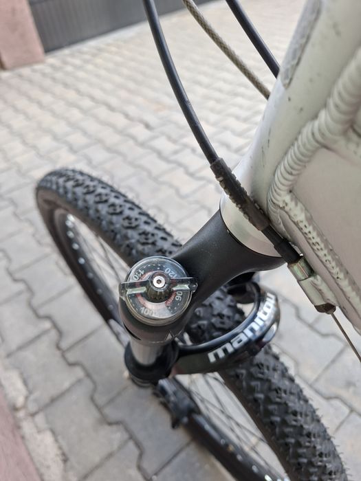 Bicicleta Price aluminiu 27 (3×9)viteze, roti 26