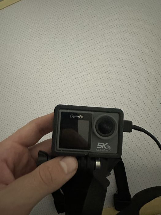 Camera de actiune tip GoPro
