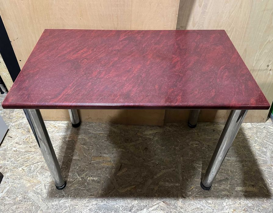 Masa cu picioare metalice si blat 100x60 cm; Masa solida de bucatarie