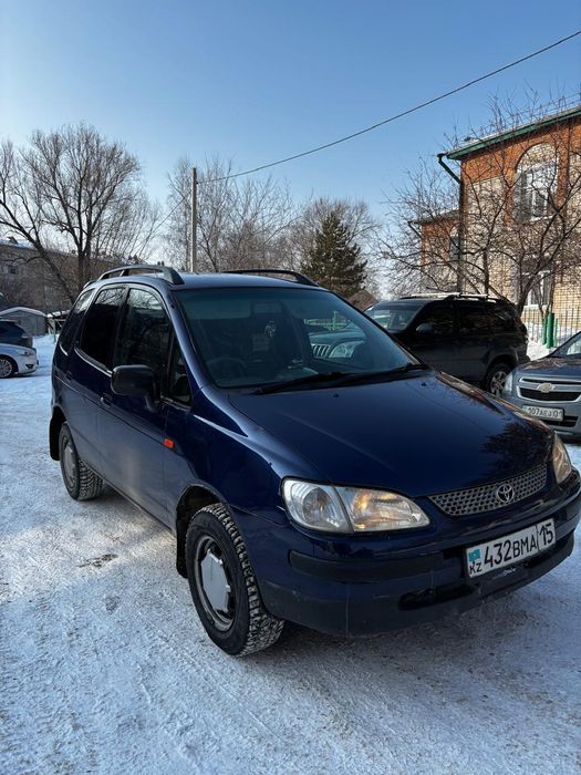 Продам автомобиль! Таета спайсио! 1996 год