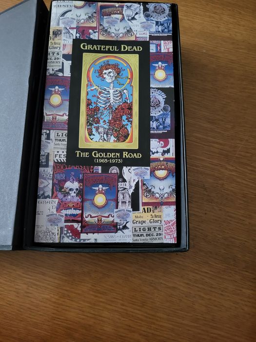 Grateful Dead The Golden Road 1965-1973 + 2 CD uri clasice GRATUIT