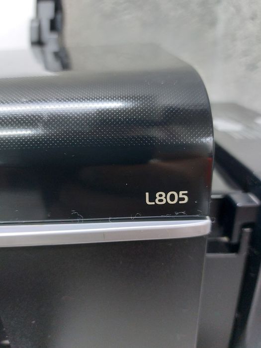 EPSON L805 wi-fi
6 цветный струйный принтер