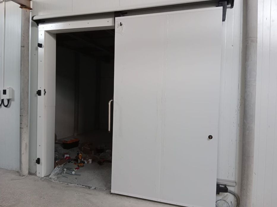 Двери для холодильных камер