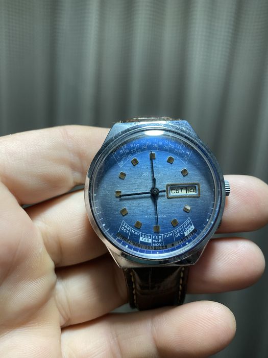 Raketa multicalendar