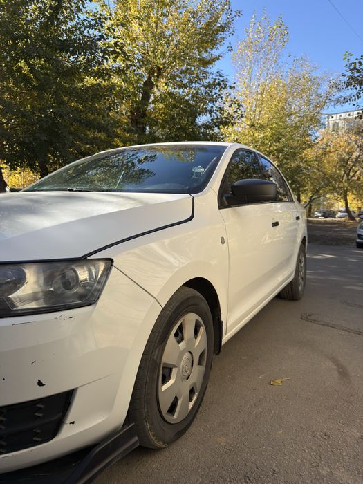 Продается Skoda rapid 2014