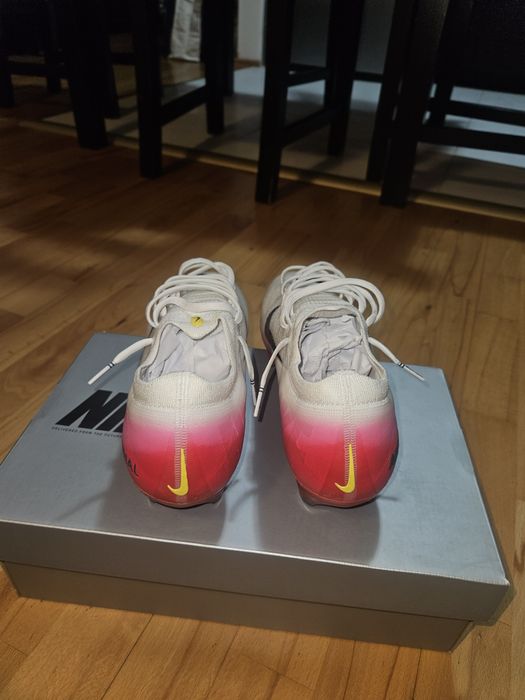 Ghete de fotbal Nike Mercurial Vapor 16