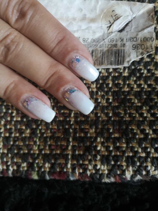 Черен килим за дома