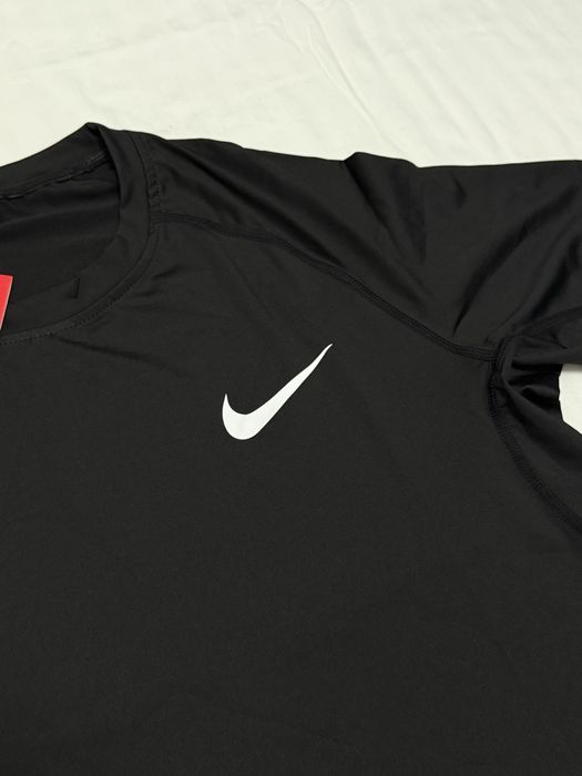Футболка Nike черный цвет