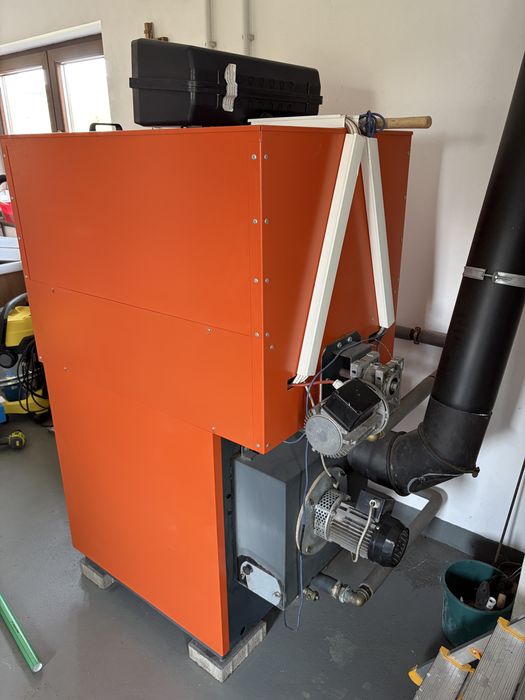 Vand centrala Arca Caldaie 33 kW pe peleti cu puffer de 1000 l