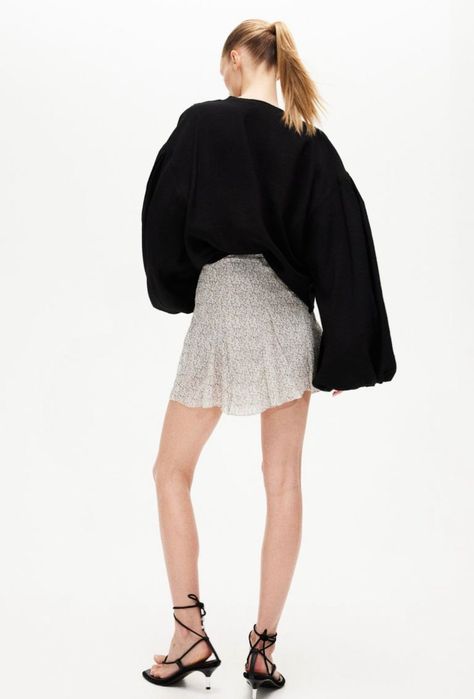 Чисто нова пола от HM