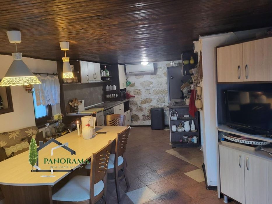 Продава се Къща в с. Черни връх, Област Шумен - 125 кв.м за 572 €/кв.м - Снимка #1