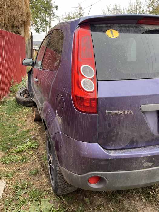 vand ford fiesta