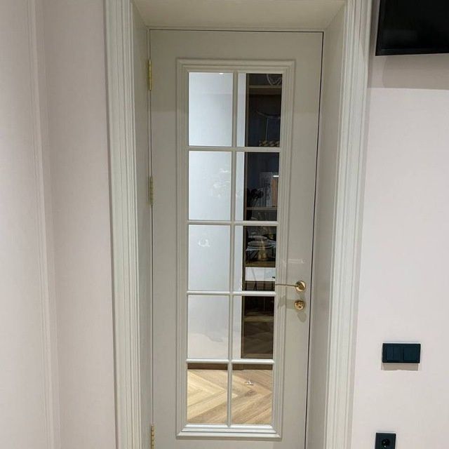 Кухонный мебель и мдф двери на заказ.