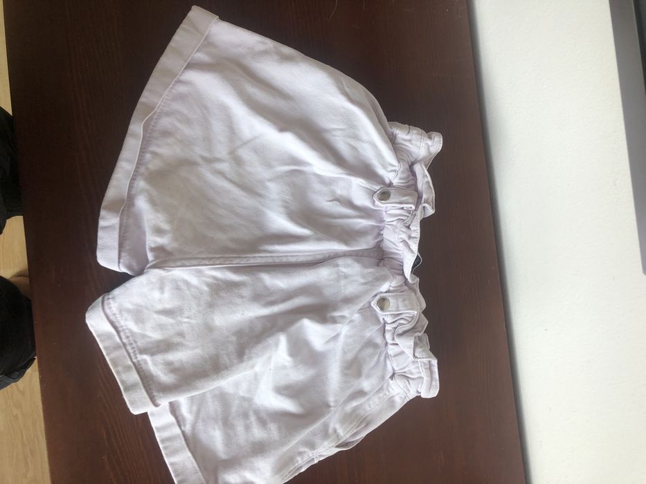 Къси панталони ZARA