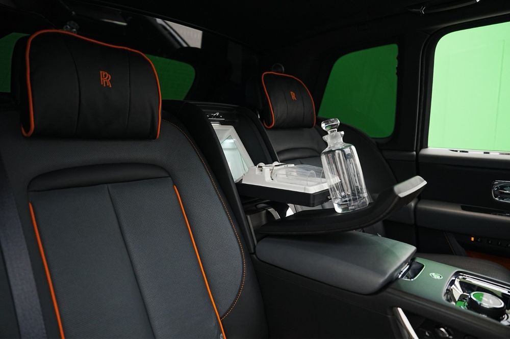 Rolls Royce Cullinan Black badge