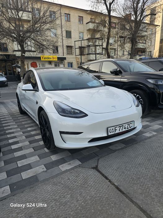 Tesla model-3 sotiladi nasiya savdoga